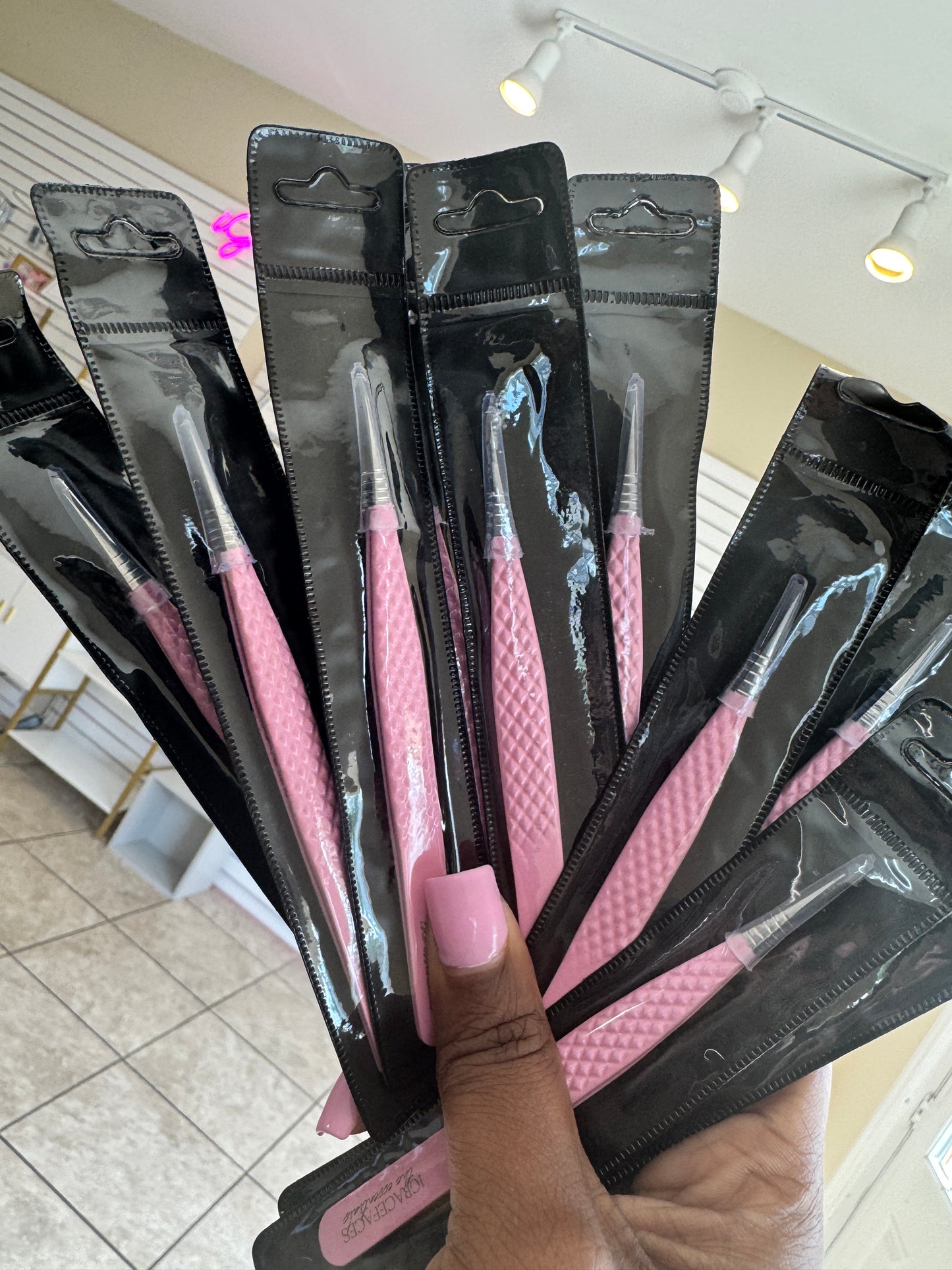 Isolation Tweezers